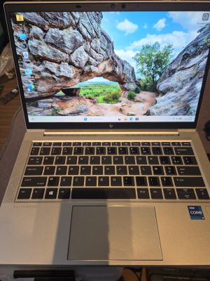 photo de HP EliteBook 830 G8 – i7