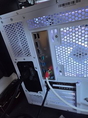 photo de pc_gamer_premium_full_white_argb/img_68ff50d610375.jpg